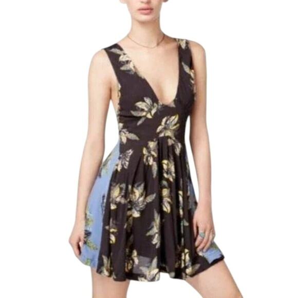 Free People Dresses & Skirts - Free People Thought I Was Dreaming Mini Dress Floral Print Black Blue Size M